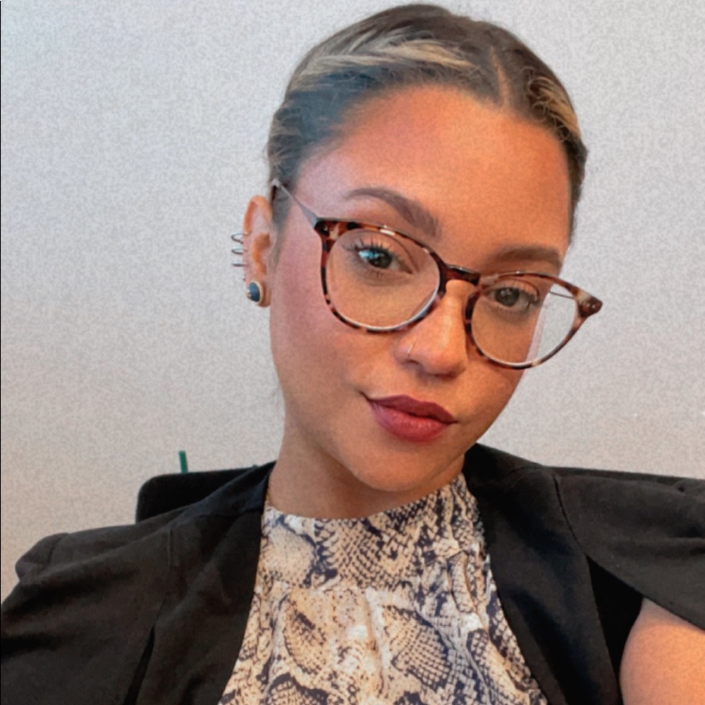 Meet your Posher, Nichole